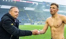 Thumbnail for article: Transfer in de maak: Van Hooijdonk niet naar Heerenveen, maar naar Italië