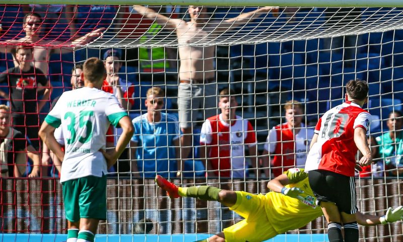Nieuwe nummer 10 én 9 bij Feyenoord: 'Ik dacht: nee heb je, ja kun je