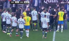 Thumbnail for article: Officials komen het veld op tijdens Brazilië - Argentinië: wedstrijd stilgelegd