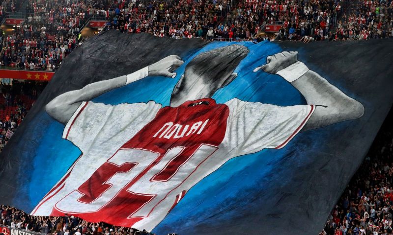 Nouri krijgt eerbetoon tijdens Ajax Legends-duel