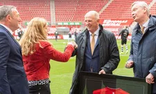 Thumbnail for article: Onzekerheid bij Twente voorbij: succesduo Jans-Streuer proost met flesje Grolsch