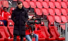 Thumbnail for article: Vraagtekens bij Van Nistelrooy: 'Net bezig, zijn ze bij PSV Van Bommel vergeten?'