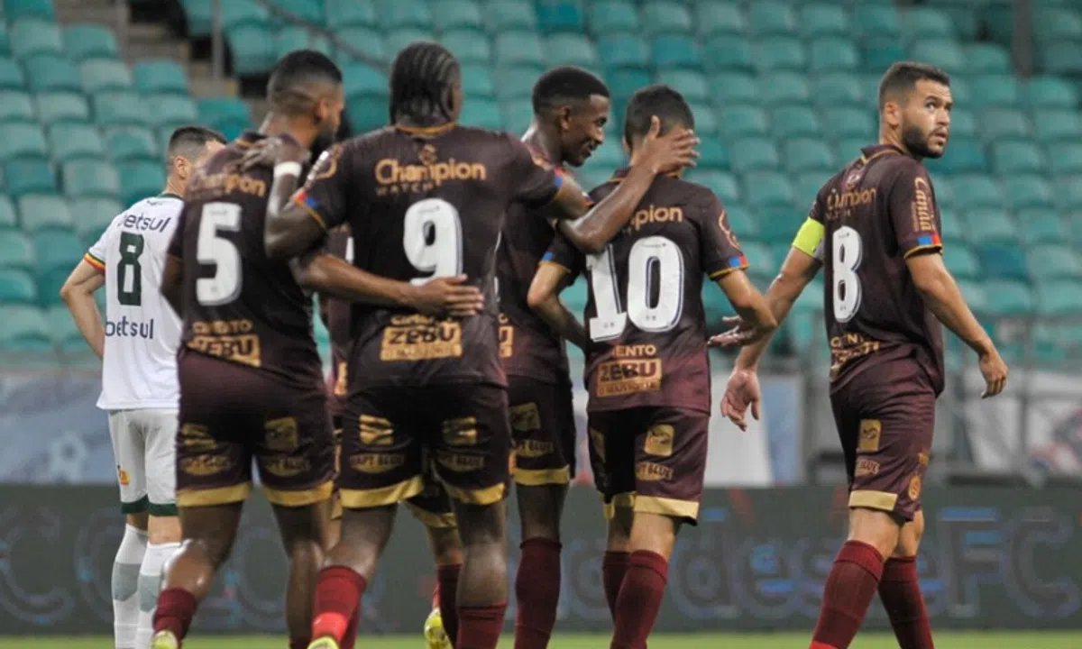 Ernstig incident in Brazilië: bom ontploft in bus van Bahia