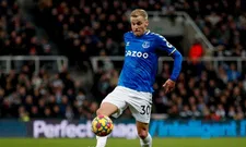 Thumbnail for article: Van de Beek leeft op, maar moet wennen aan 'Engelse' invulling positie