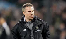 Thumbnail for article: 'Van Persie wil bij Feyenoord blijven en wijst aanbod van Man United af'