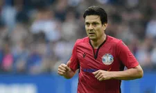 Thumbnail for article: Litmanen reikt Ajax-schaal uit, minuut stilte en rouwbanden voor Lukoki