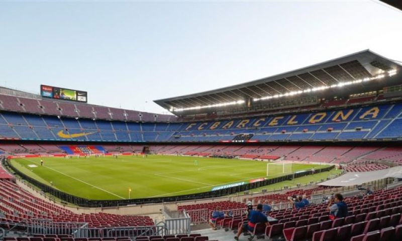 Barça laat 'droom uitkomen': fans kunnen voor 300 euro in Camp Nou spelen