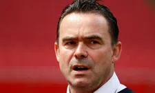 Thumbnail for article: Overmars al langer berucht binnen Ajax: 'Angst om te melden, dan lig je eruit'