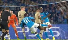 Thumbnail for article: Genadeklap voor Ajax: Napoli benut strafschop na handsbal Timber