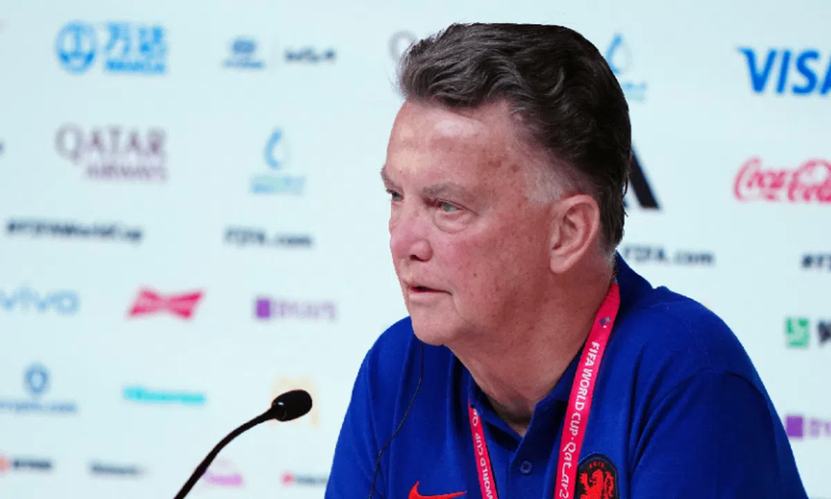 Van Gaal cryptisch bij de NOS: "In de digitale wereld gaat alles heel snel"