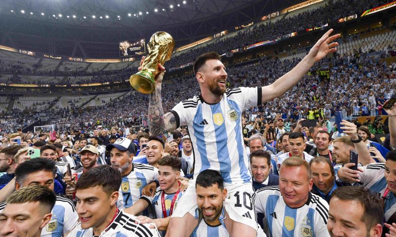 'God bestaat': voorpagina's wereldwijd in teken van Messi en Argentinië