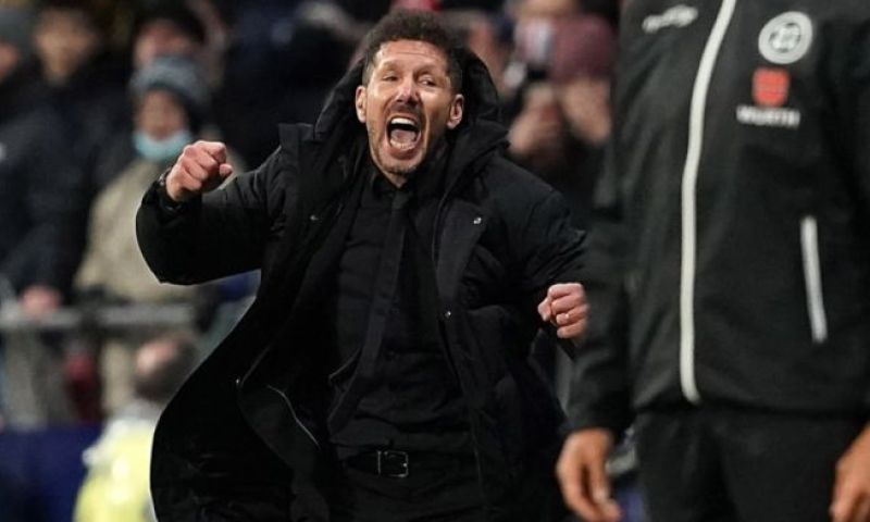 Simeone heeft het boetekleed aangetrokken