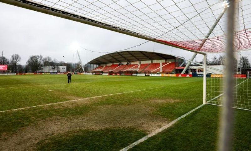 Ajax heeft een oefenwedstrijd van Telstar gewonnen