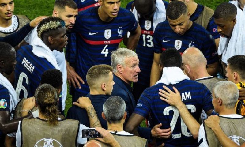 Geruchten kunnen prullenbak in: Deschamps blijft tot 2026 bondscoach van Frankrijk