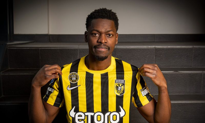 Vitesse bezegelt bliksemtransfer Isimat-Mirin: 'Ik wilde terug naar Nederland'