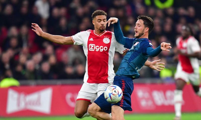 Kwakman en Vink zien Ajax slechte beurt maken