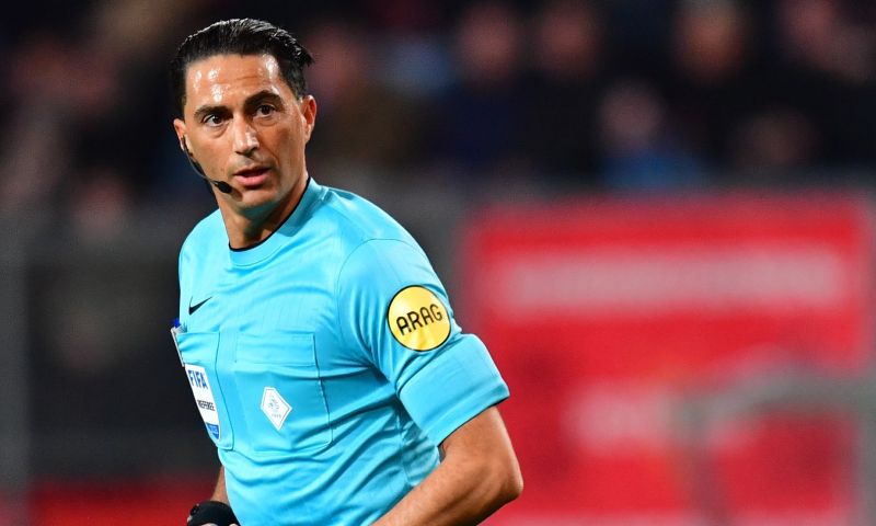 Zéér discutabel moment FC Utrecht - NEC: 'Lachwekkend'