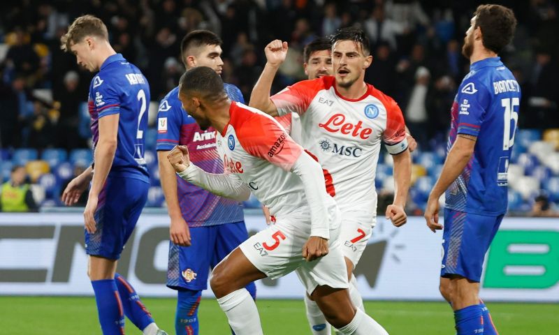 Wat een stunt: Hekkensluiter Cremonese gooit koploper Napoli uit Italiaanse beker