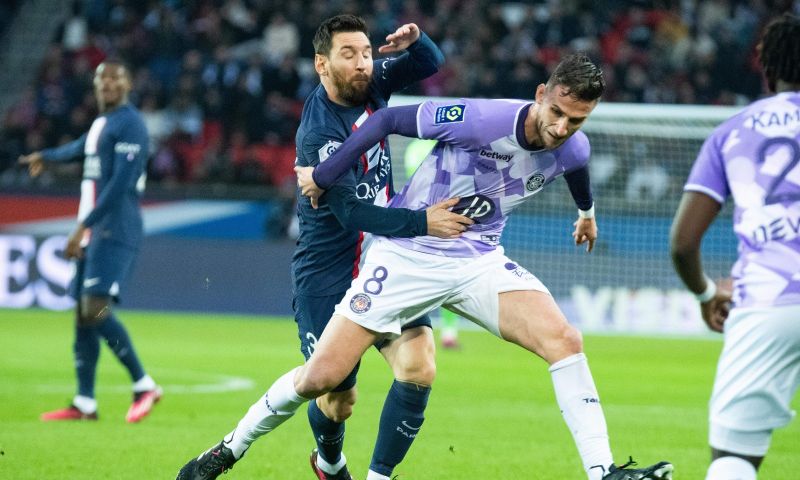 Van den Boomen doet boekje open na duel met PSG