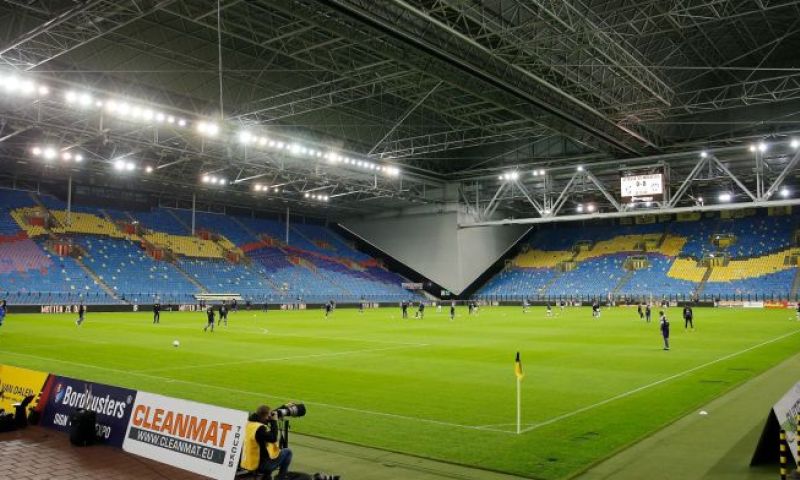 'Vitesse heeft nog geen stadion voor volgend seizoen' 