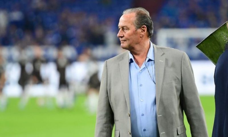 Stevens zet deur open voor Schalke 04