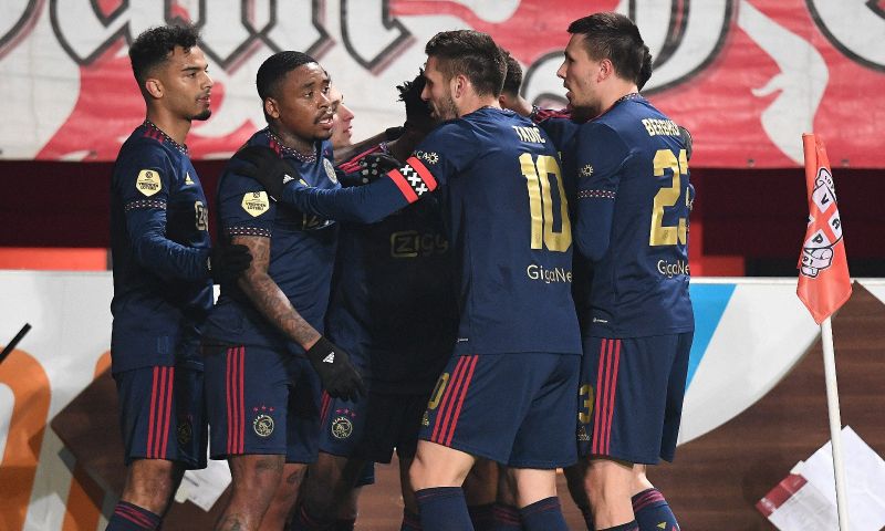 LIVE-discussie: Ajax houdt vast aan dezelfde elf namen