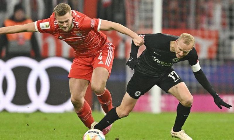 De opstellingen van Bayern en PSG