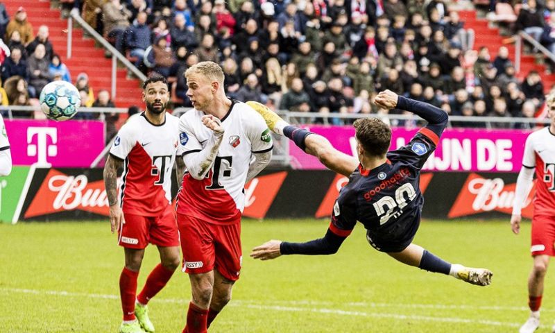 Nieuwe dreun voor PSV na gelijkspel bij FC Utrehct