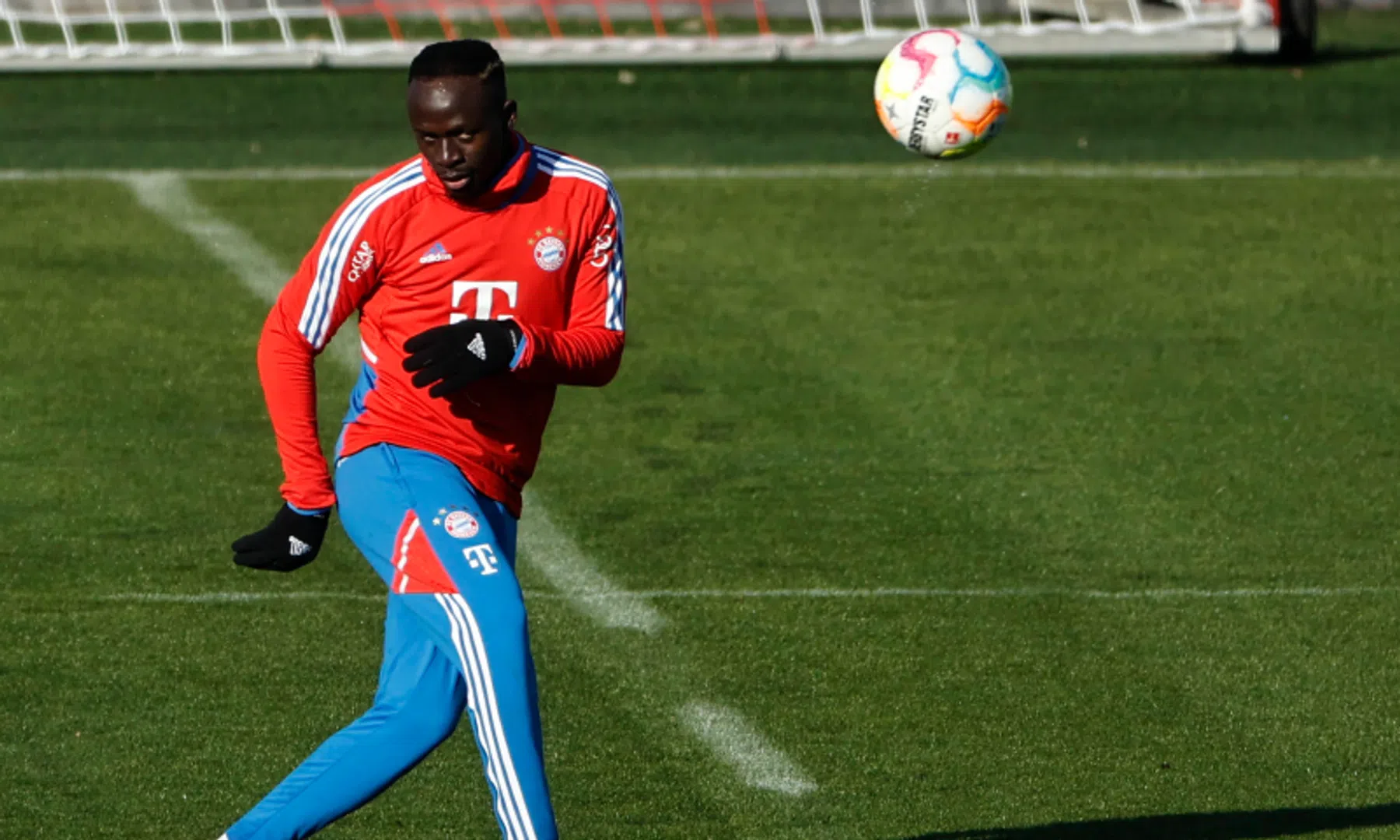 Mané keert terug op het trainingsveld bij Bayern