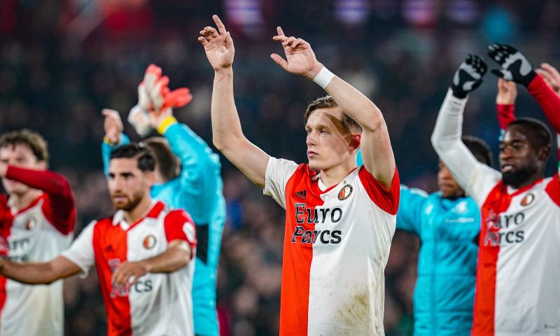 Van Basten over topclub Feyenoord