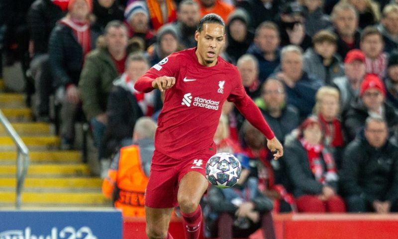 Van Dijk ziet haast onmogelijke Liverpool-uitdaging: 'Harde realiteit'