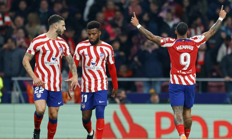 Scorende Carrasco helpt Atlético aan zesklapper, Mbappé pakt record bij PSG