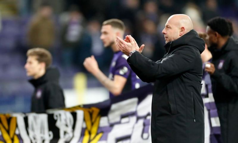 Riemer legt uit waarom hij aan de slag ging als trainer van Anderlecht 