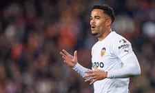 Thumbnail for article: Kluivert over vroeg Ajax-vertrek: 'Soms kan ik mezelf voor m'n hoofd slaan'