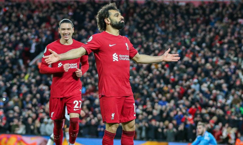 Salah hemel in geprezen na historische avond voor Liverpool: 'Dit is ongekend'