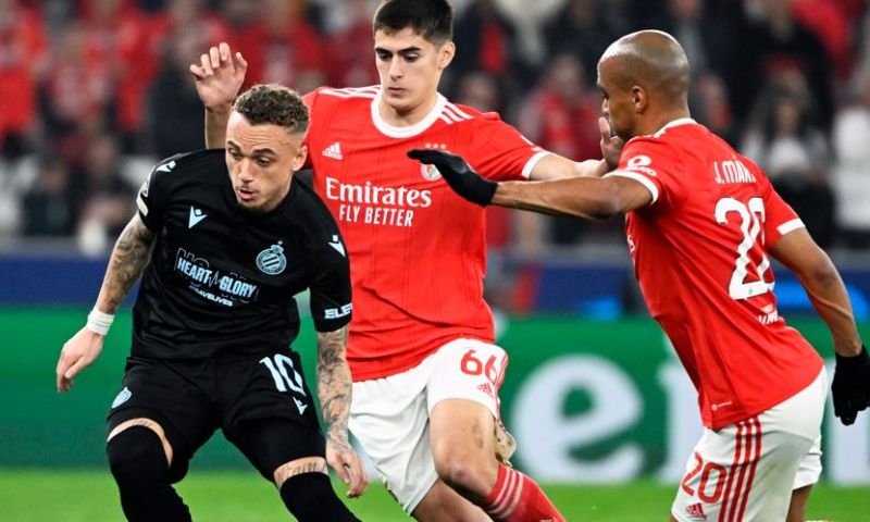 Lang ontsnapt voor de rust in Benfica – Club Brugge twee keer aan rood