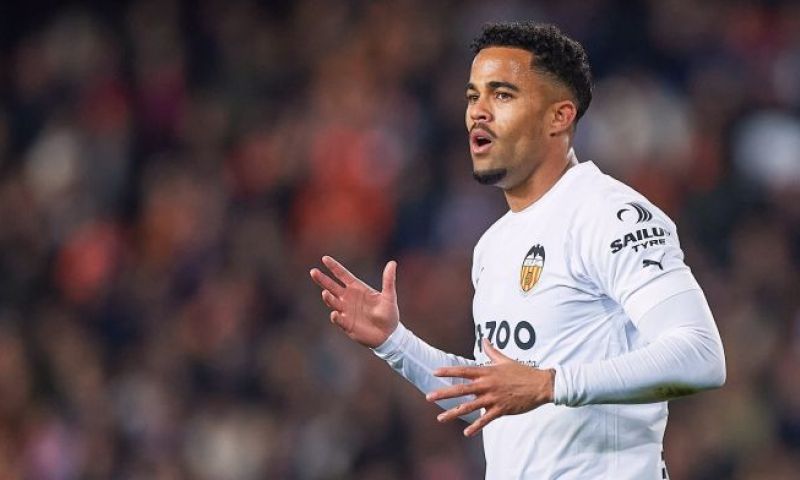 Valencia-coach Baraja en Spaanse media bejubelen Kluivert