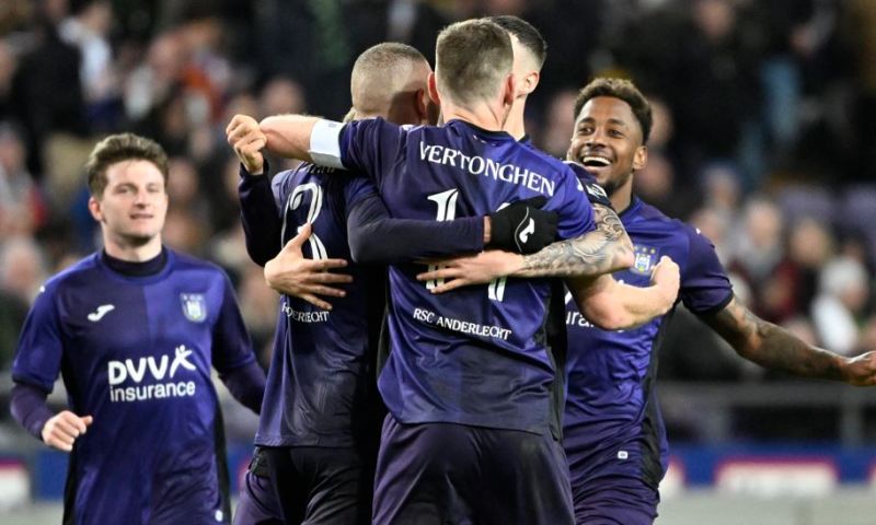 Anderlecht aan de beterhand, maar de weg omhoog is nog lang 