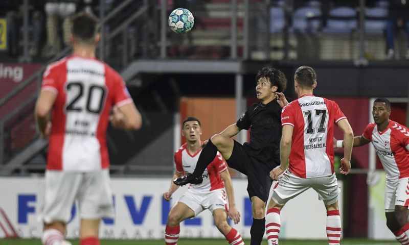 Fraaie goals Saito en Van Crooij leiden Sparta naar vijfde plaats