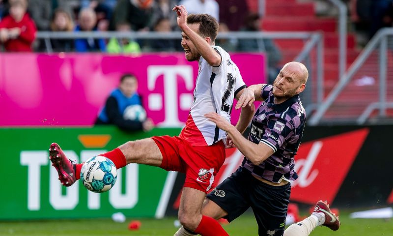 FC Utrecht en Go Ahead Eagles spelen met 1-1 gelijk