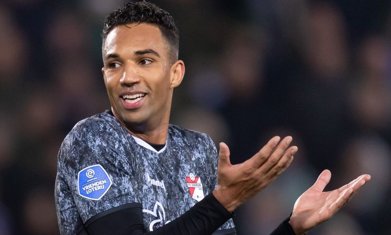 Hoesen irriteert zich aan specifieke factor bij Emmen: 'Jammer, ik merk dat wel'