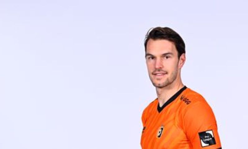 Deinze zeker van het behoud na monsterzege tegen SL16 FC