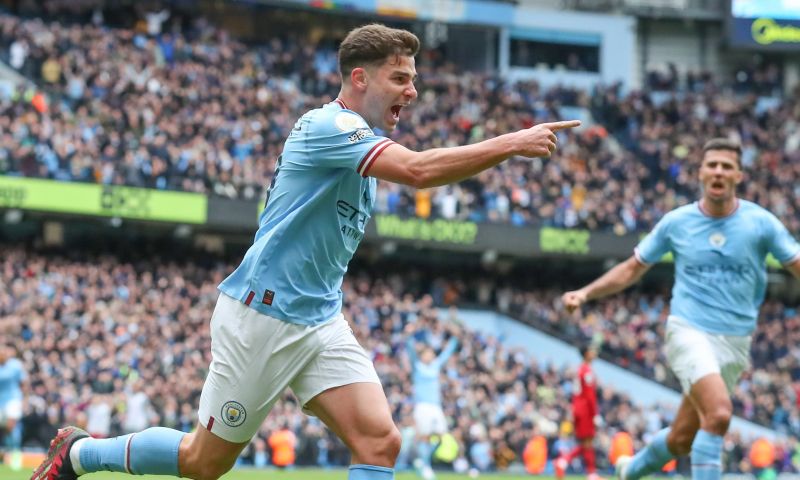 De Bruyne blinkt uit tegen Liverpool, Man City zegeviert in Engelse kraker