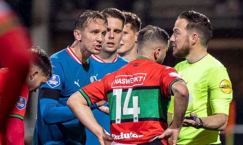 'Heel kinderachtige' Luuk de Jong clasht met Tannane