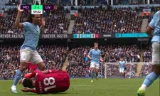 Thumbnail for article: 'Schaamteloze' Gakpo probeert penalty te versieren tegen Aké