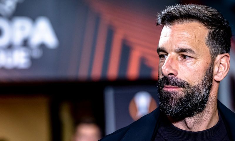 Van Nistelrooij neemt Spakenburg bloedserieus: "Alleen maar respect daarvoor"