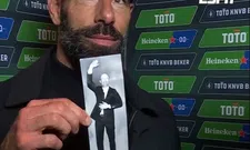 Thumbnail for article: Hartverwarmend: Van Nistelrooij droeg foto van Slegers bij zich tijdens PSV-duel