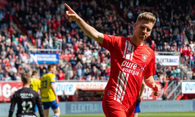 Twente wil weer verlengen: 'Maar er kwam nog niets vruchtbaars uit gesprekken'