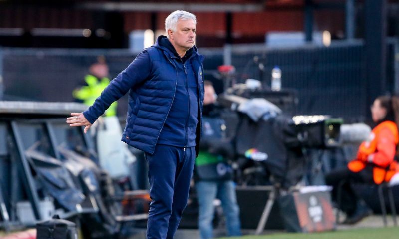 Mourinho ziet Roma-problemen na nederlaag bij Feyenoord: 'Ik maak me zorgen'