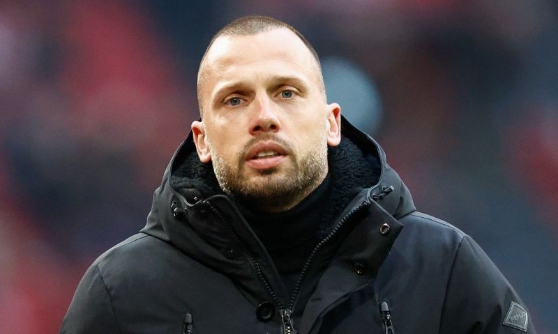 Heitinga spreekt van 'prima kennismaking' met Mislintat bij Ajax